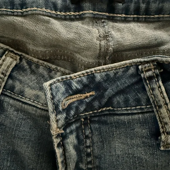 Silver Jeans Women's Light Blue Distressed Ankle Jeans - Picture 2 of 8